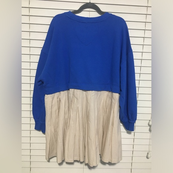 Free People Eleanor Sweatshirt - Picture 2 of 11